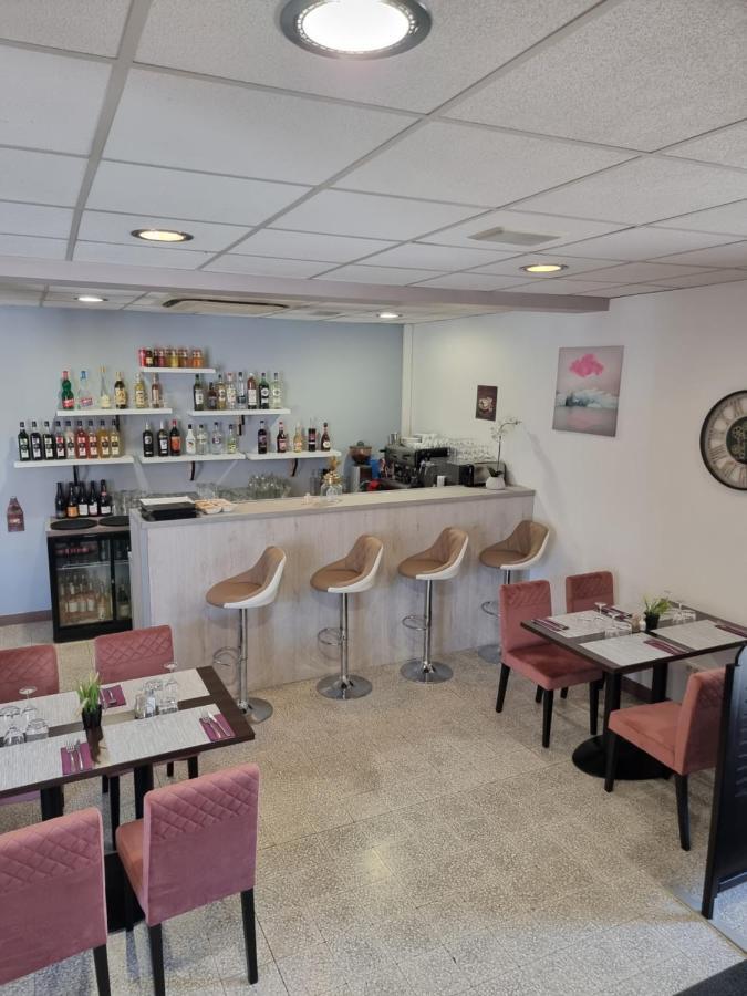 Auberge De La Nougatine Eu La Coucourde Dış mekan fotoğraf