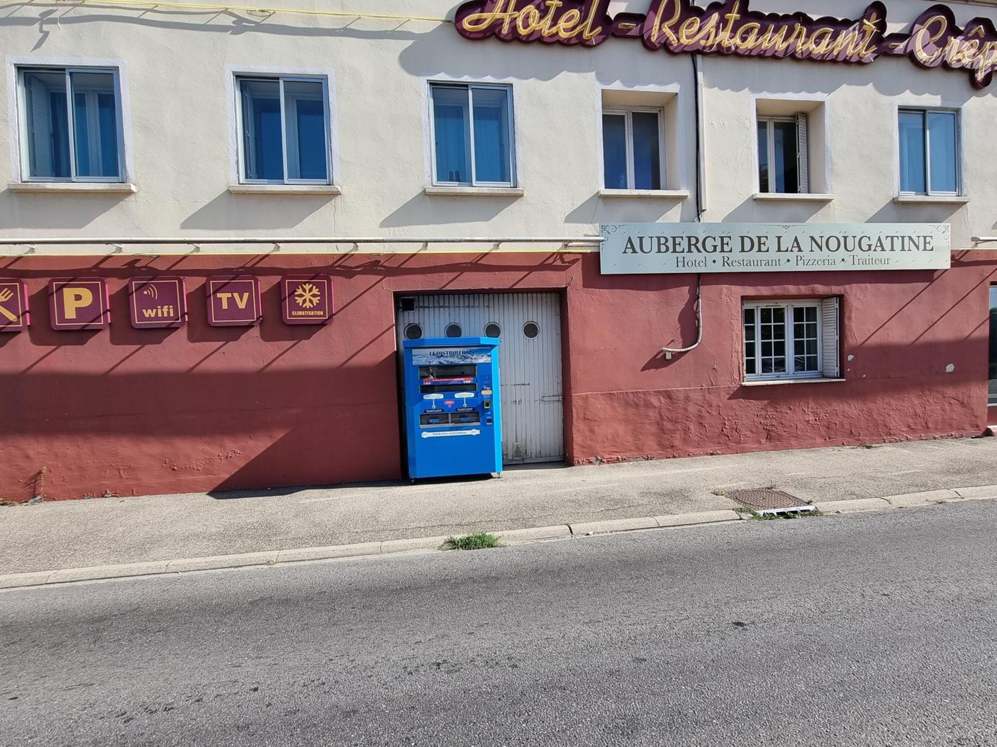 Auberge De La Nougatine Eu La Coucourde Dış mekan fotoğraf